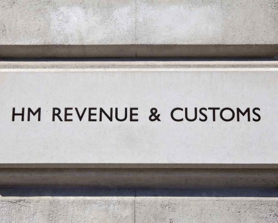 Contact HMRC – 10 tips to do it right